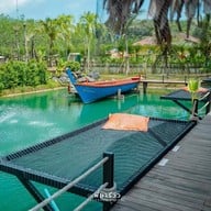 แล้วแต่ปุ๊ The orange Cafe