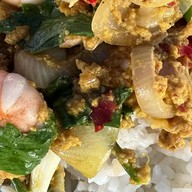 หมูกรอบ ท่าข้าม ข้าวไข่เจียวทรงเครืี่อง