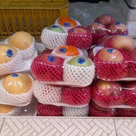 ร้าน เจ๊นกผลไม้สด