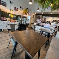 Renita Coffee Motorway (สาขาแรก) จุดพักรถหมายเลข 7 กรุงเทพ -ชลบุรี (ขาออก)