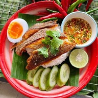 ข้าวปลาแกะ ข้าวน้ำพริกตรงข้าม7-11คุ้มหน้าวลัยลักษณ์