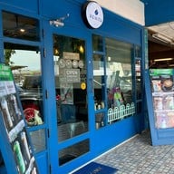 Renita Coffee Motorway (สาขาแรก) จุดพักรถหมายเลข 7 กรุงเทพ -ชลบุรี (ขาออก)