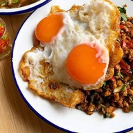 กะเพรากระเทย เชียงใหม่