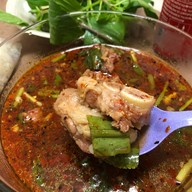 เมนูของร้าน ไก่ย่างวาริน