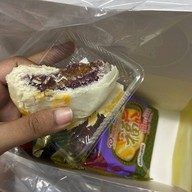 เมนูของร้าน ขนมเปี๊ยะไข่ทะลักอร่อยซอย8 ศูนย์กระจายสินค้ารายใหญ่พระโขนงเอกมัย-ทองหล่อ ขนมเปี๊ยะไข่ทะลักอร่อยซอย8 ศูนย์กระจายสินค้ารายใหญ่พระโขนงเอกมัย-ทองหล่อ