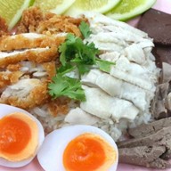 ติดใจไก่ตอน ข้าวมันไก่