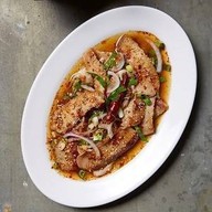 เมนูของร้าน ส้มตำนัว (เจ้าเก่าสยาม) Siam Square Soi 5
