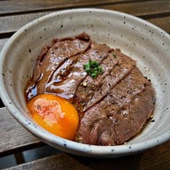 HUNGRY TIGER -บ้านเสือหิว Hungry tiger-บ้านเสือหิว เดอะสตรีท รัชดา