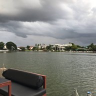 Amorn Lake Front มบ.สัมมากร