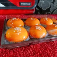 เปี๊ยะลาวา By.ผู้ชายแสนดี