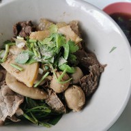 เนื้อตุ๋น-หมูตุ๋น ชามดิน เคหะท่าทราย