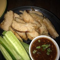 ร้านยำนางจิ้งจอก By Ninetails bar&booster ลาดพร้าว