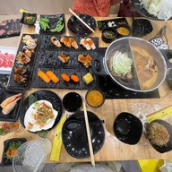 Penguin Eat Shabu สาขา J Arena ราชพฤกษ์