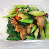 เจ๊แอ๊วอาหารตามสั่ง ซอย วปอ.11