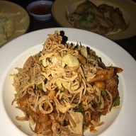 ร้านยำนางจิ้งจอก By Ninetails bar&booster ลาดพร้าว