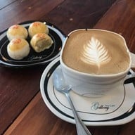 บ้านขนมเปี๊ยะเพลินพิศ สาขาย่อย โรงหนังเก่าราม่า