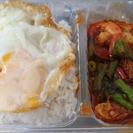 อาหารตามสั่ง โคตรนัวตัวกลม ( ยำ ตำ สั่ง )