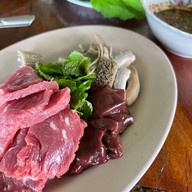 เมนูของร้าน ลาบเป็ดอุดร @ ทุ่งเสลี่ยม