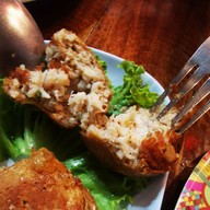 เมนูของร้าน ครัวแต้จิ๋ว คั่วไก่ หมูแดงเตาถ่าน  since 1973 นิมิตใหม่