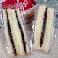 ชาณิชา อาหารตามสั่ง & กับข้าว (Cha-nicha)