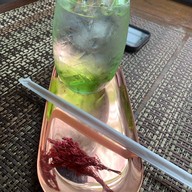 เมนูของร้าน Versailles de flore