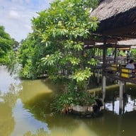 บรรยากาศ ธารทะเลซีฟู้ด