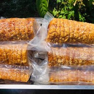 แม่เหรียญ หมูกรอบหางระเบิด สาขาบางปะอิน