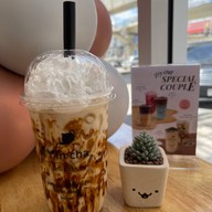 หน้าร้าน Arin cha เอรินชา ปากซอยจรัญ 95/1