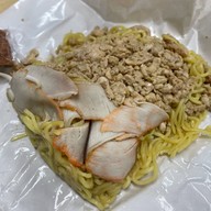 หมี่กระดาษ ตลาดช้างเผือก รับแต่เงินสด  เจ้าแรก เจ้าเดียว ไม่มีสาขา