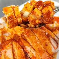 เมนูของร้าน ข้าวมันไก่ยอดแหลม คุณหน่อย