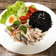 Yummy Cleanfood (ยัมมี่คลีนฟู๊ด) วงเวียน22