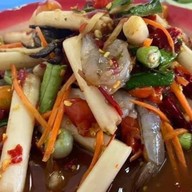 เสือยิ้มตำแซ่บ444