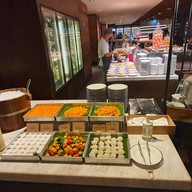 Goji Kitchen + Bar Bangkok Marriott Marquis Queen’s Park