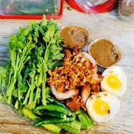 หน้าร้าน ข้าวหมูทอดปลาร้าวะวะว้าววววว ตลาดโรงสี
