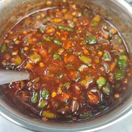 เมนูของร้าน ข้าวมันไก่ยอดแหลม คุณหน่อย