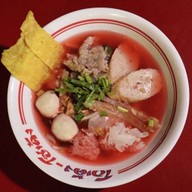 ร้านก้วยเตี๋ยวโกเด้ง โฮเด้งใส่ใจ Nutch นาดี หมู่ 4