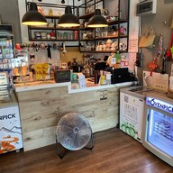 Simple Drinks by Simple Bistro ธัญบุรี คลองสอง
