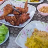 ร้านนิเราะห์ไก่ทอดหาดใหญ่ @บางขุนนนท์ (ฮาลาล) นิเราะห์ไก่ทอดหาดใหญ่ บางขุนนนท์