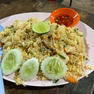 กุ๊กอาหารทะเล ซอยประปา ศรีราชา