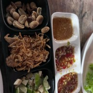 กุ๊กอาหารทะเล ซอยประปา ศรีราชา