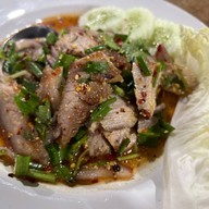 กุ๊กอาหารทะเล ซอยประปา ศรีราชา