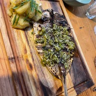 เมนูของร้าน ทู ฟิชเชส (2 Fishes)