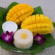 ข้าวเหนียวมะม่วงเจ๊อ้อยรัชดา