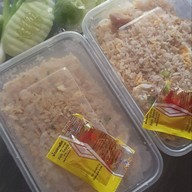 ราดหน้าฟาไฉ สาขาศรีสมาน ศรีสมาน