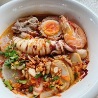 หมูปิ้งสูตรโบราณ สูตรเด็ดในตำนาน เส้นสนามบินหาดใหญ่