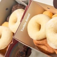 TOCHIO DONUT