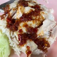 ต้นงามศูนย์รวมของอร่อย