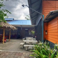 บรรยากาศ อิ่มปลาเผา พระราม 5