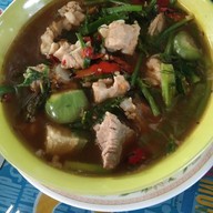 ไก่ย่างวิเชียรบุรีส้มตำกาฬสินธุ์ลาบก้อยอาหารอีสาน ท่าโขลง