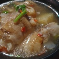 เมนูของร้าน โรงเบียร์หนามชัย